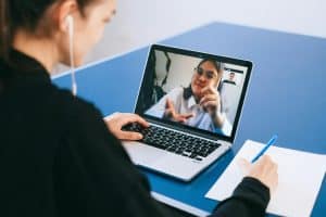 Consultation-visioconférence-sophrologie
